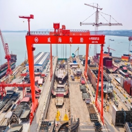Henan Mine 450t intelligent shipbuilding gantry crane with precise positioning system