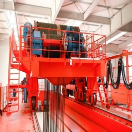 550t nuclear power crane 