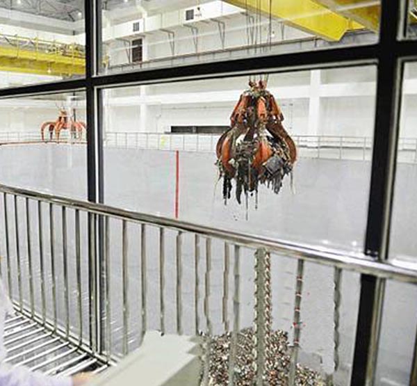 Refuse & Waste Handling Grab Cranes